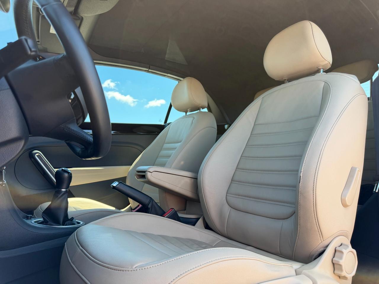 Volkswagen Maggiolino CABRIO 1.6 TDI 105cv 50s ANNIVERSARIO