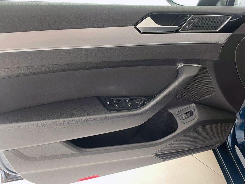 Volkswagen Passat Passat Variant 2.0 TDI SCR EVO DSG Business