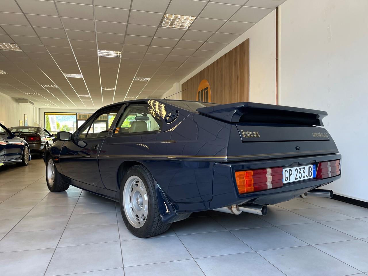 Lotus Excel 2.2 S.E. 180cv