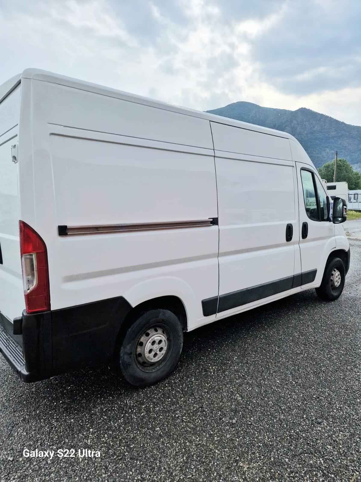 499 Peugeot boxer del 2017 in saldo