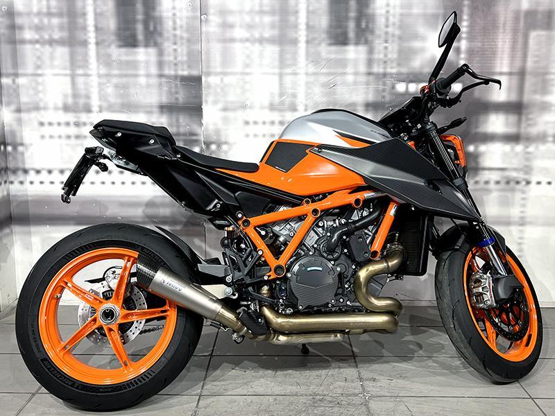 KTM 1290 Super Duke R Evo