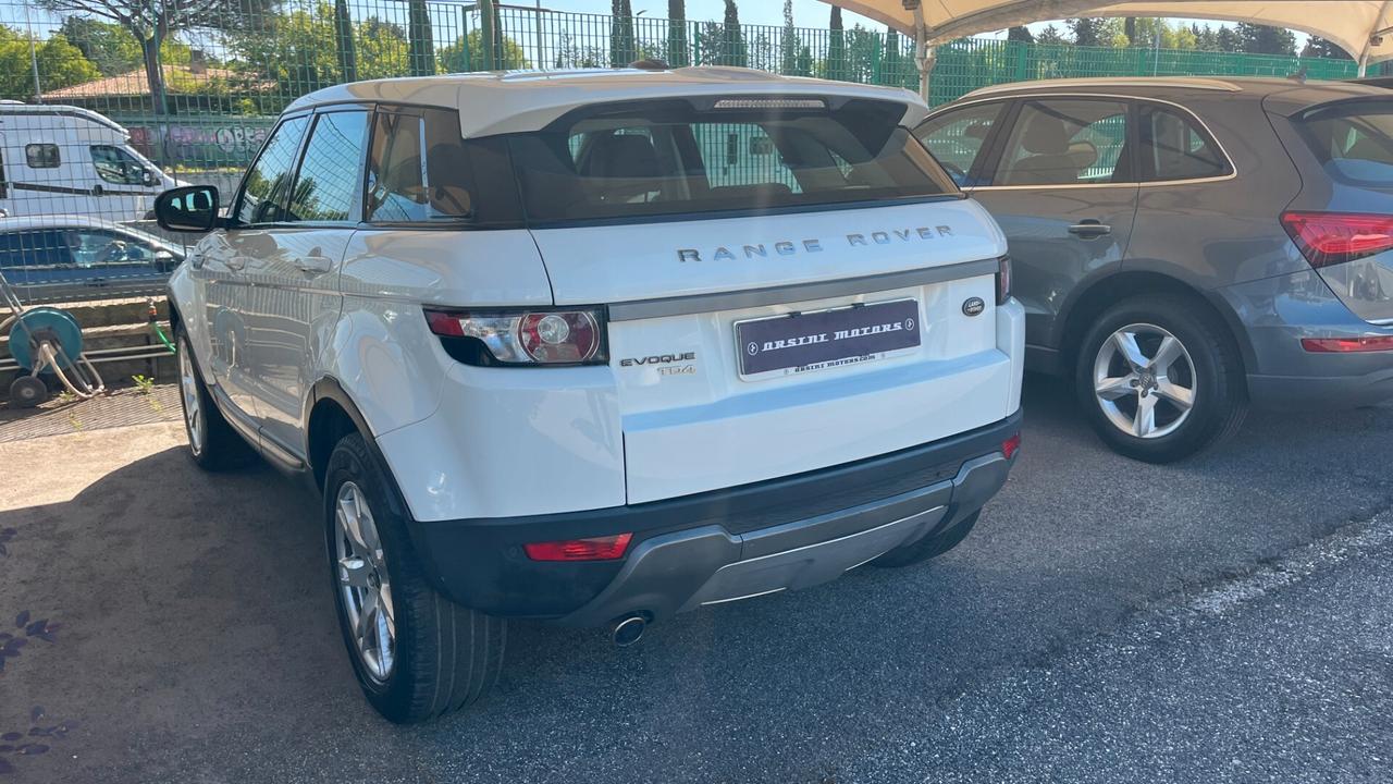 Land Rover Range Evoque 2.2 TD4 5p. Pure Tech Pack