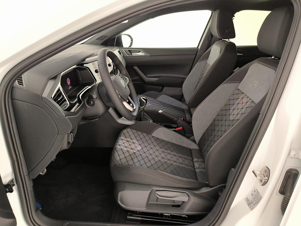 Volkswagen Taigo 1.0 tsi r-line plus 115cv