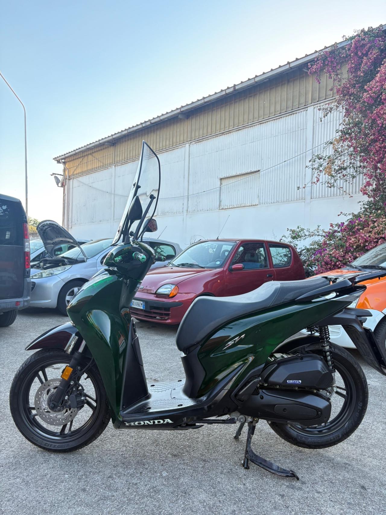 HONDA SH 125 VETRO