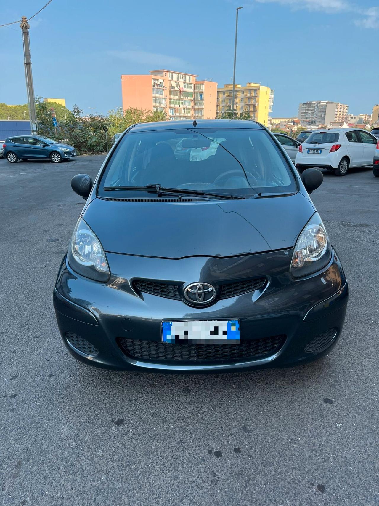 Toyota Aygo 1.0 benzina
