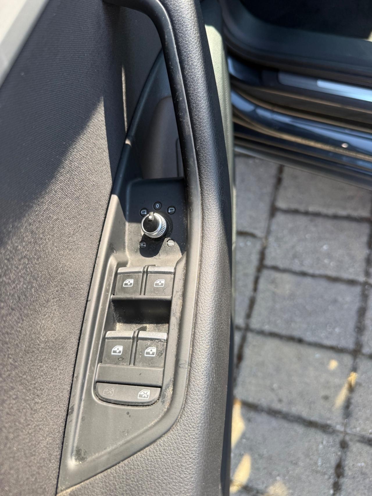 Audi A4 Avant 35 TDI/163 CV - MATRIX - COCKPIT