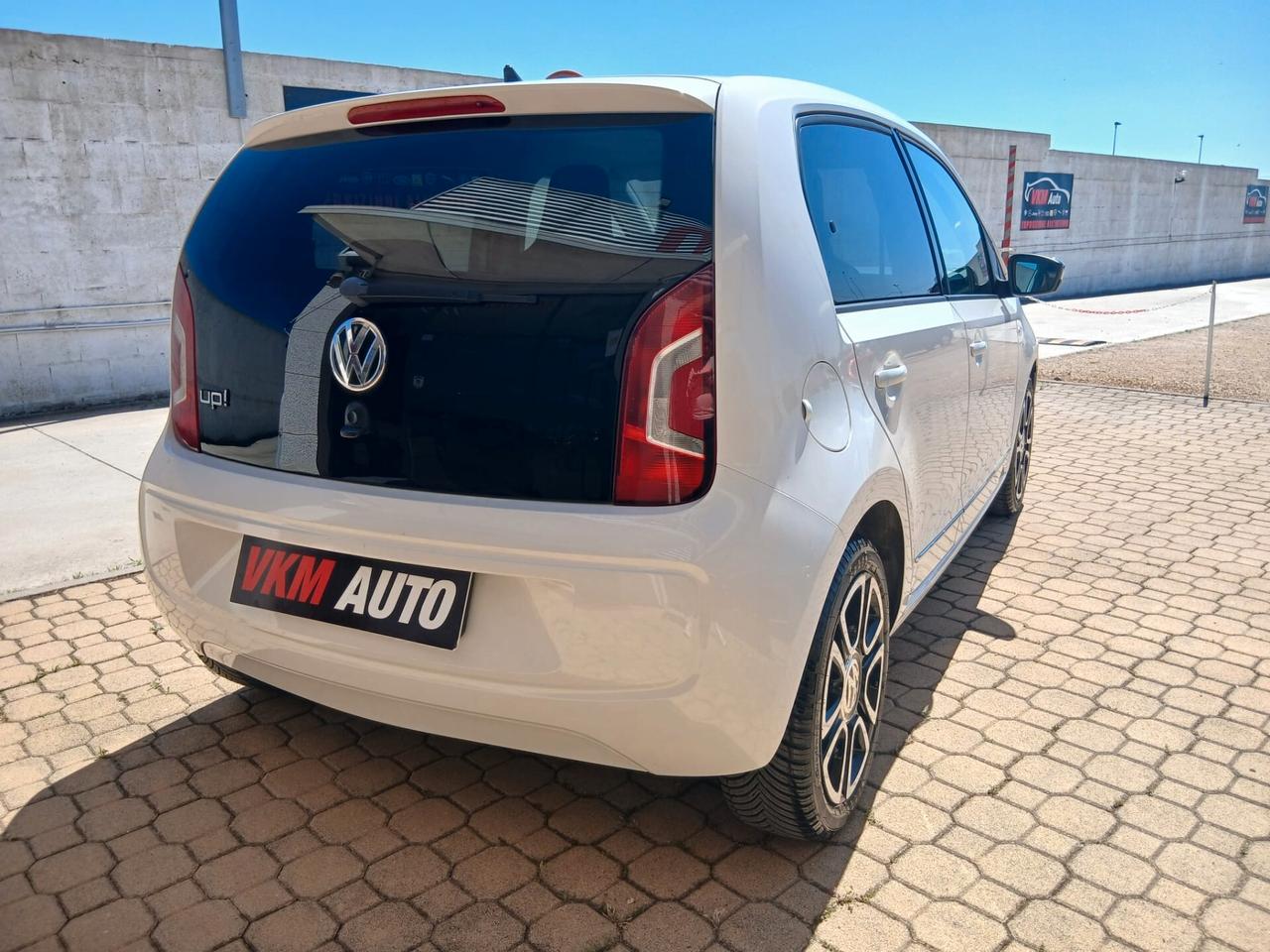 Volkswagen up! 1.0 BENZINA 75CV GARANTITA