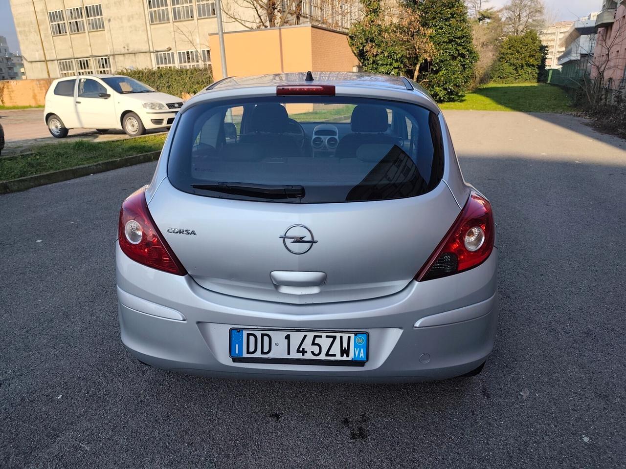 Opel Corsa 1.0 Benz euro 4 1 proprietario
