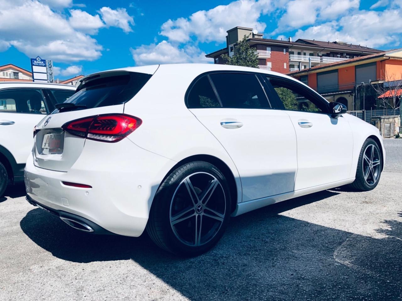 Mercedes-benz CLASSE A 180 d Automatic Sport LUCI-