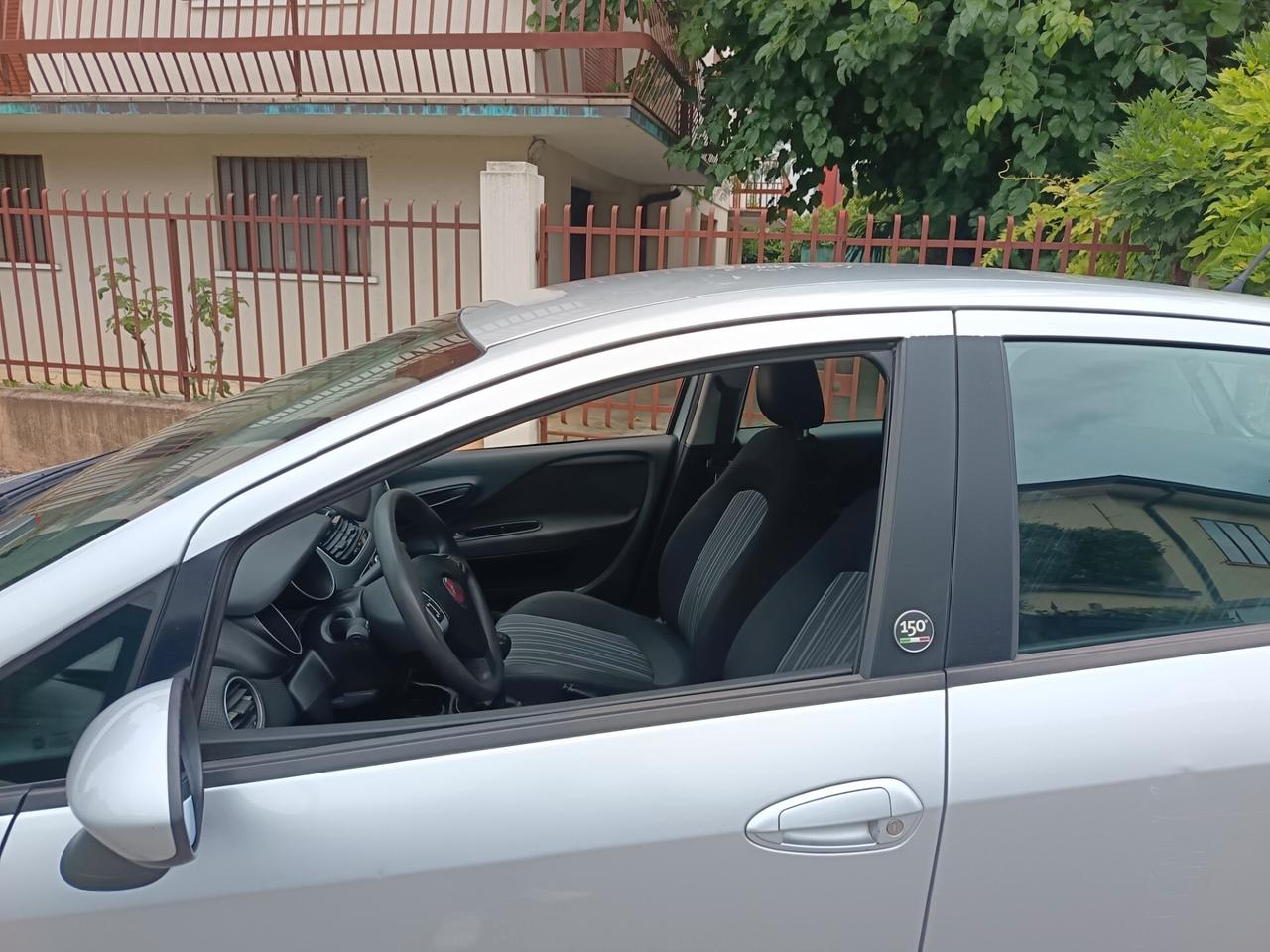 Fiat Punto Evo 1.2 5 porte 2011 ok neo patente ok neo patente