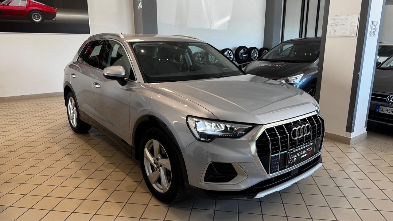 Audi Q3 35 TDI S tronic Business Advanced
