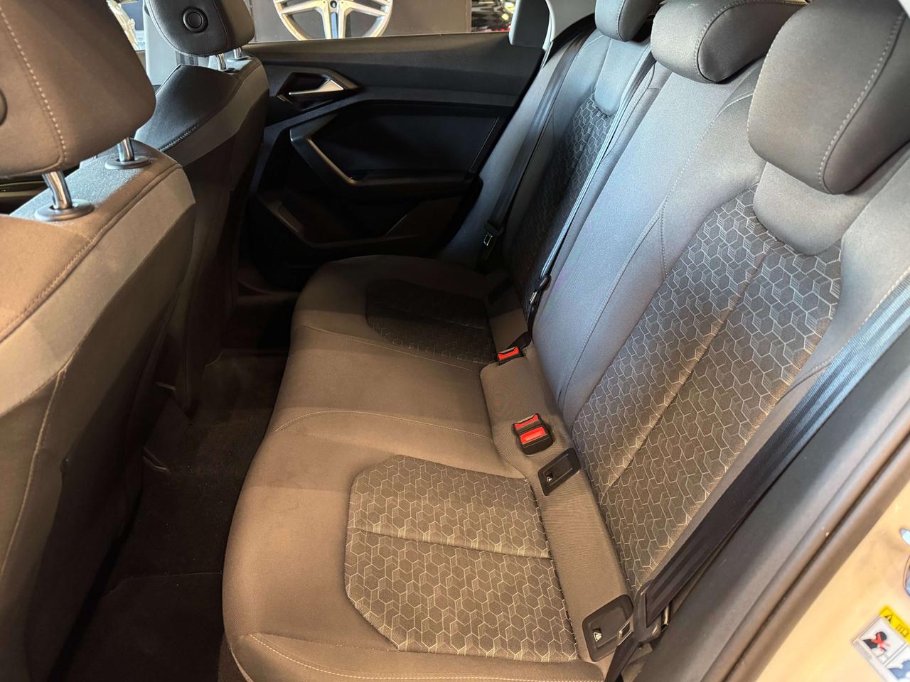 Audi A1 A1 Sportback 30 1.0 tfsi S Line Edition 116cv