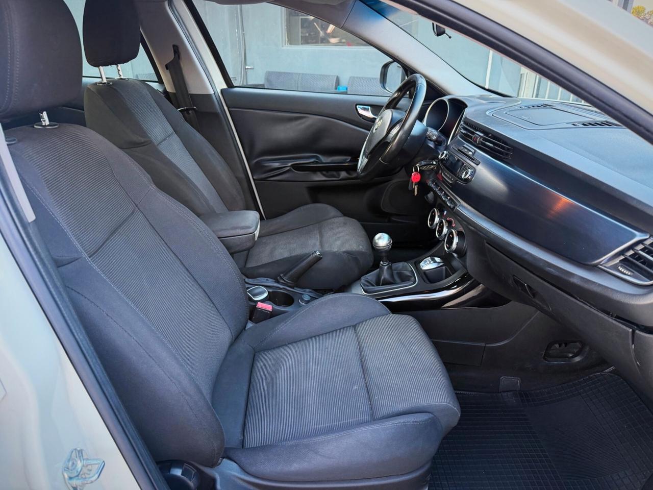 Alfa Romeo Giulietta 1.6 JTDm-2 105 CV Exclusive