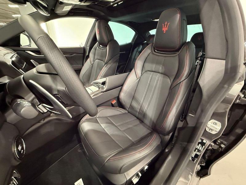 Maserati Ghibli V6 430 CV AWD Modena Ultima