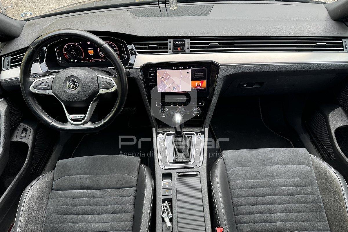 VOLKSWAGEN Passat Variant 2.0 TDI SCR 190 CV 4MOTION DSG Executive BMT
