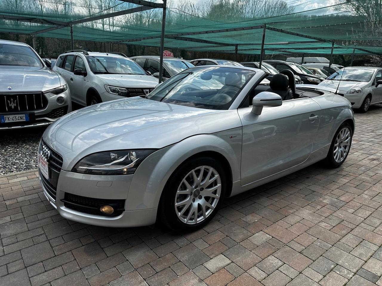 Audi TT Roadster 2.0 TFSI cabrio