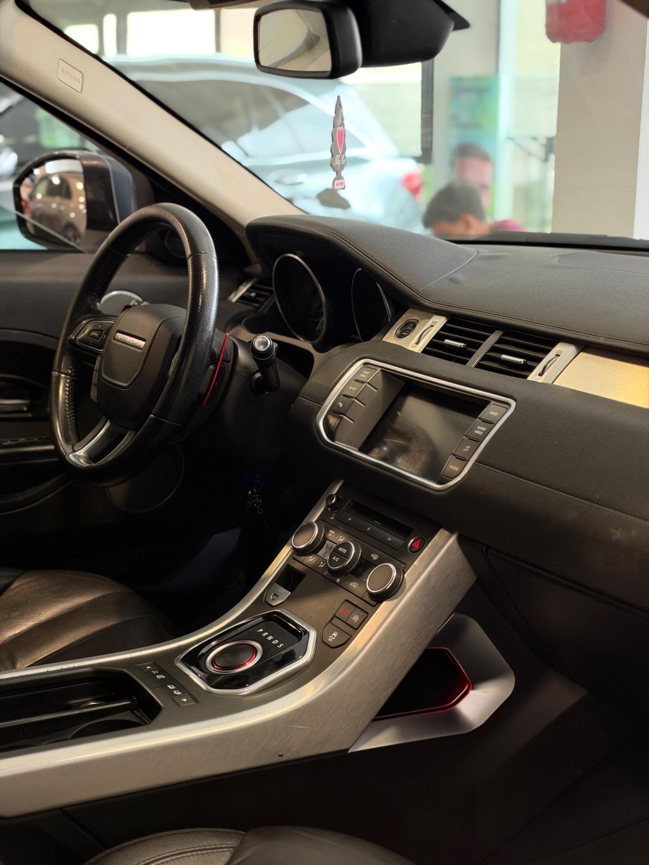 Land Rover Range Evoque 2.2 TD4 5p. Pure Tech Pack