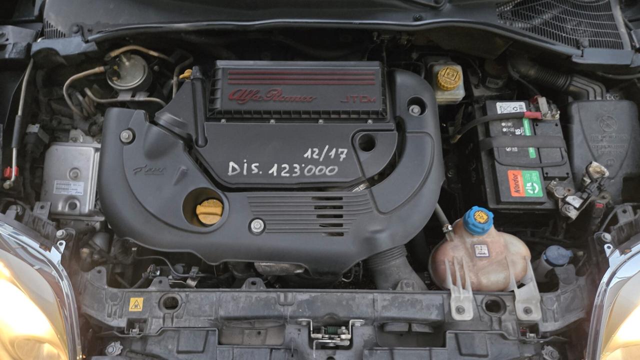 Alfa Romeo MiTo 1.3 JTDm-2 95 CV S&S Distinctive