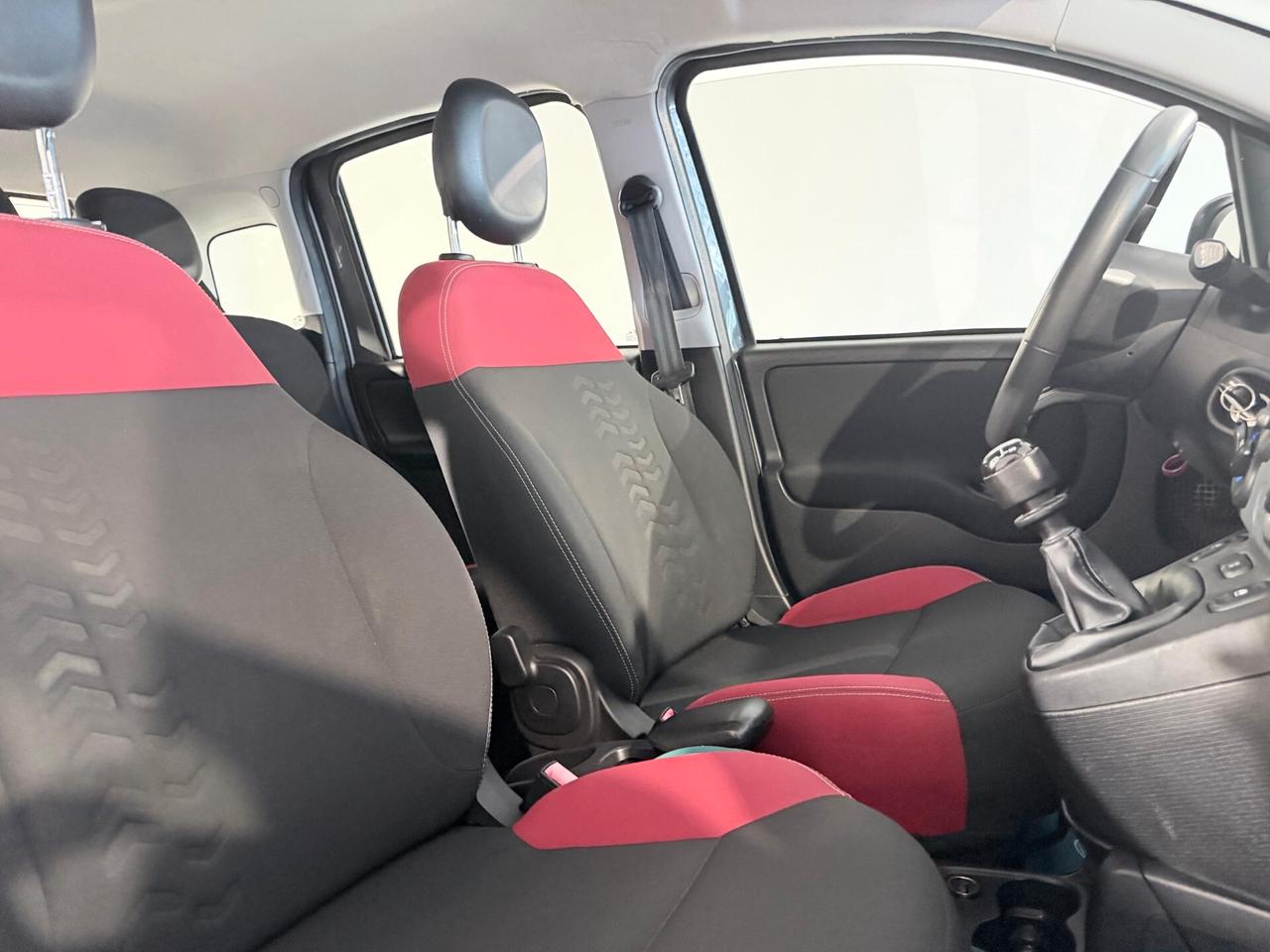 Fiat Panda NEOPATENTATI ACCONTO 0€ RATE DA 175€ AL MESE