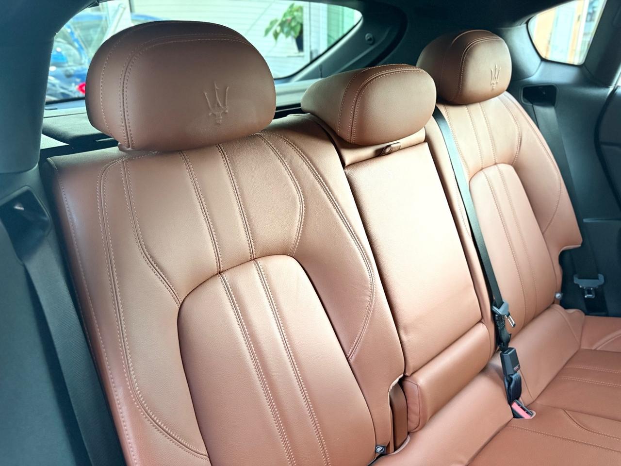 Maserati Levante 275CV Q4 Gransport GRIGIO MARATEA