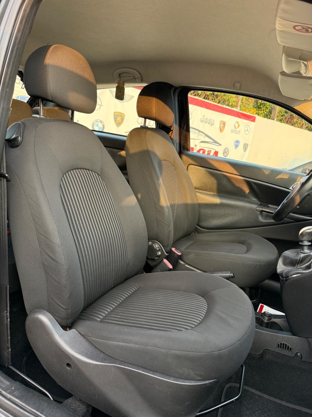 Lancia Ypsilon 1.2 69 CV Diva