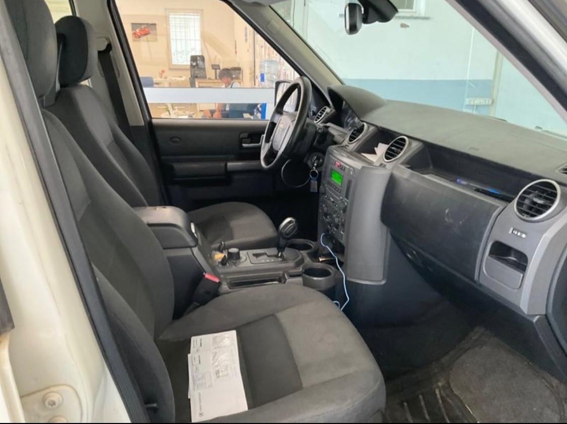 Land Rover Discovery 3 2.7 TDV6 HSE