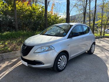 Lancia Ypsilon 1.2 69 CV 5 porte Elefantino