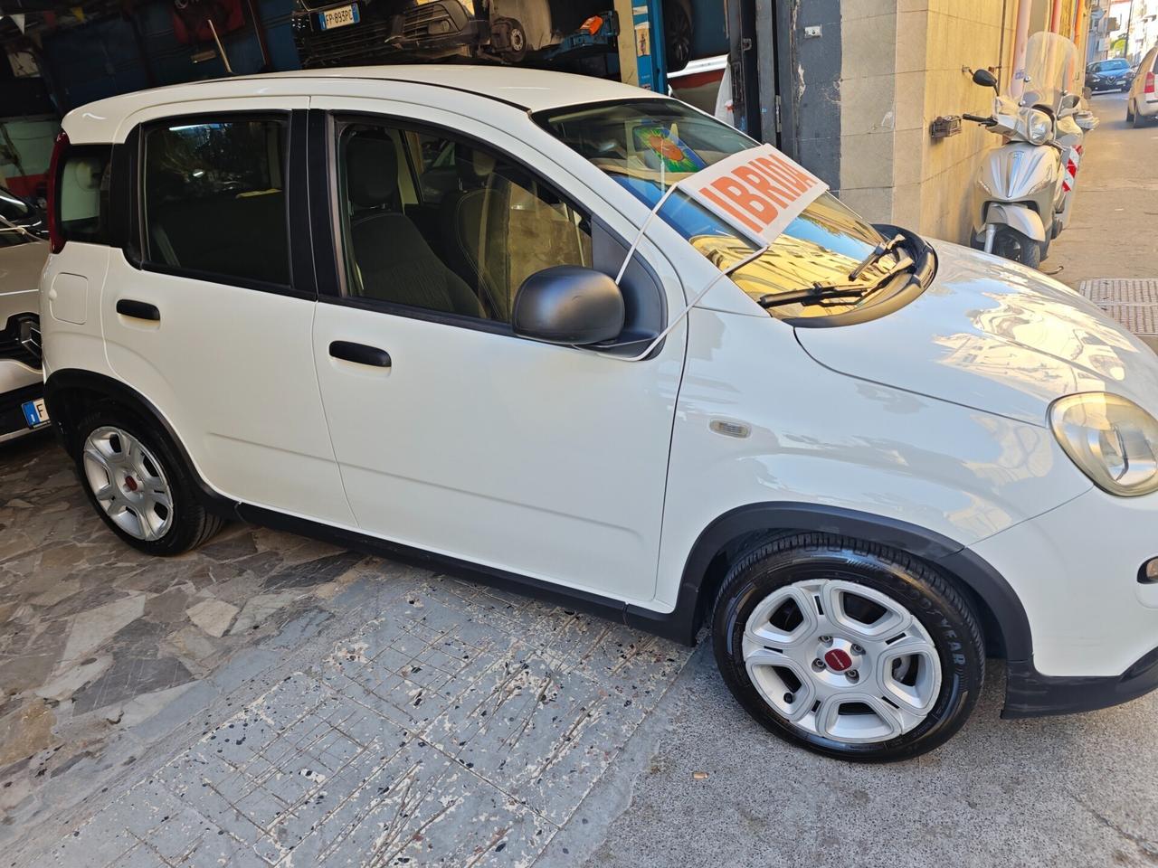Fiat Panda 1.0 FireFly S&S Hybrid