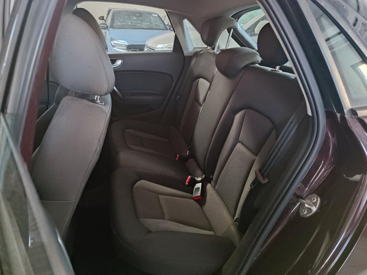 Audi A1 Sportback 1.4 tdi Metal s-tronic
