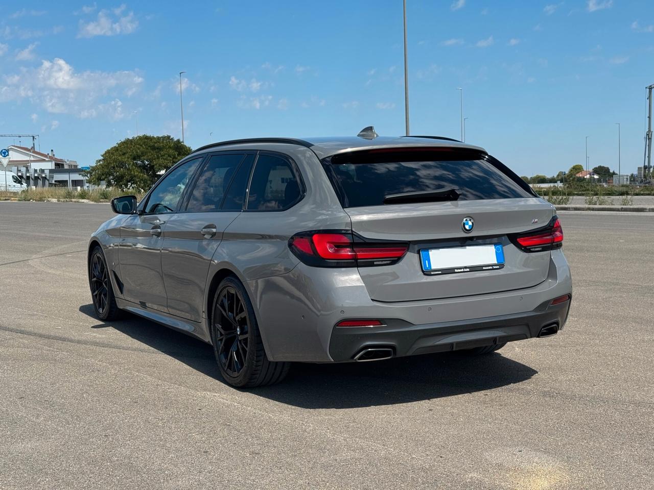 Bmw 530d 48V xDrive Touring Business 3.0 Mhev 249 cv