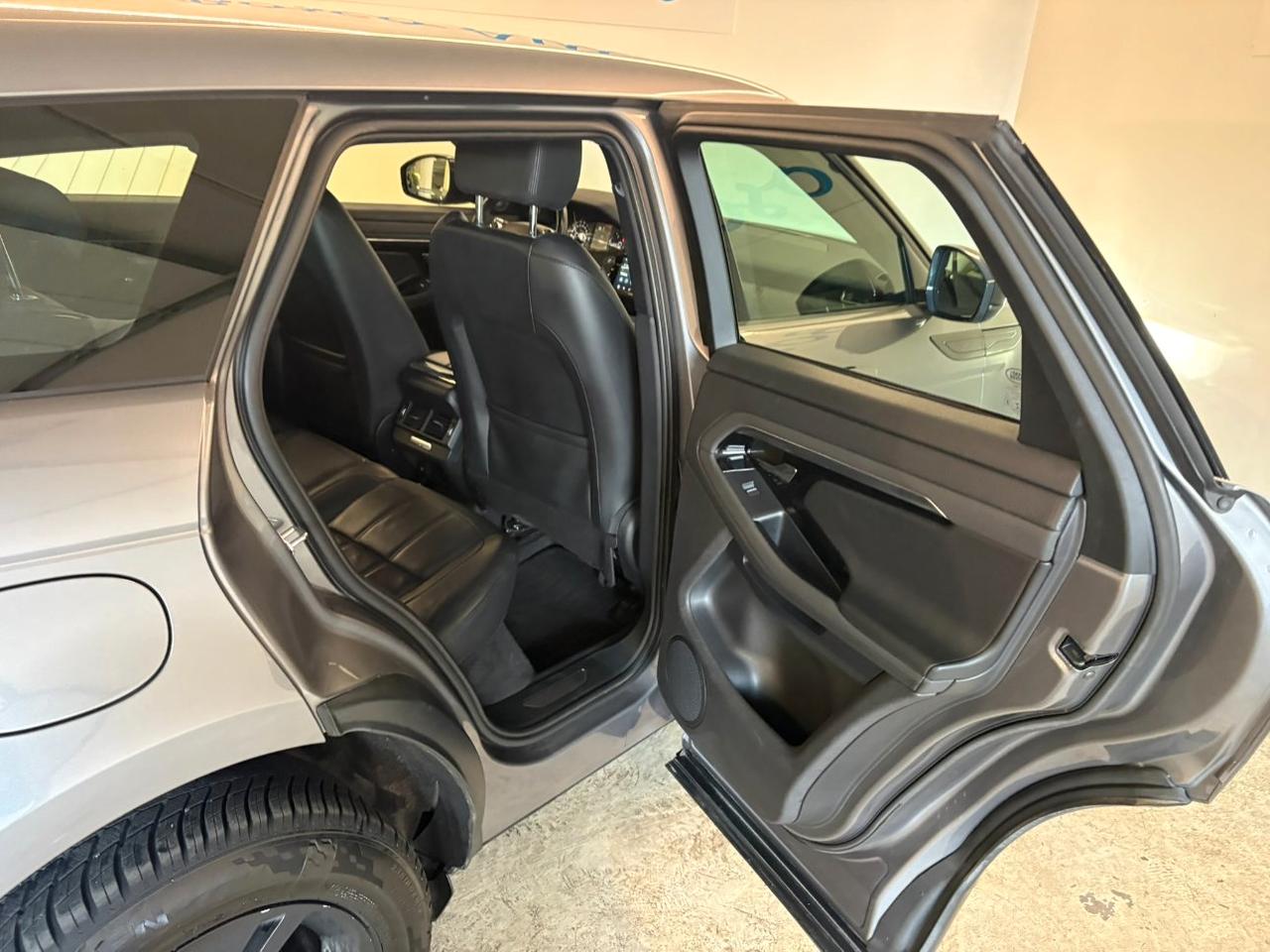 Land Rover Range Rover Evoque 2.0d i4 mhev R-Dynamic awd 180cv auto