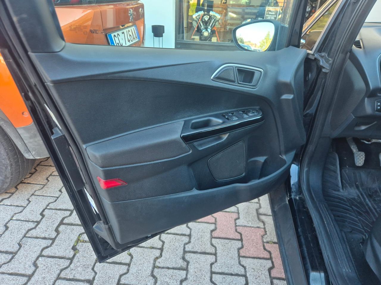 Ford B-Max 1.4 90 CV GPL Business Titanium