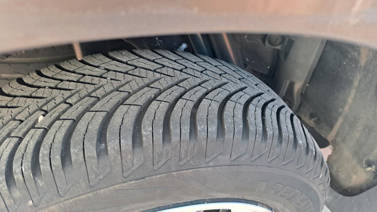 Dacia Sandero 1.2 16V Lauréate OK NEO PATENTATI