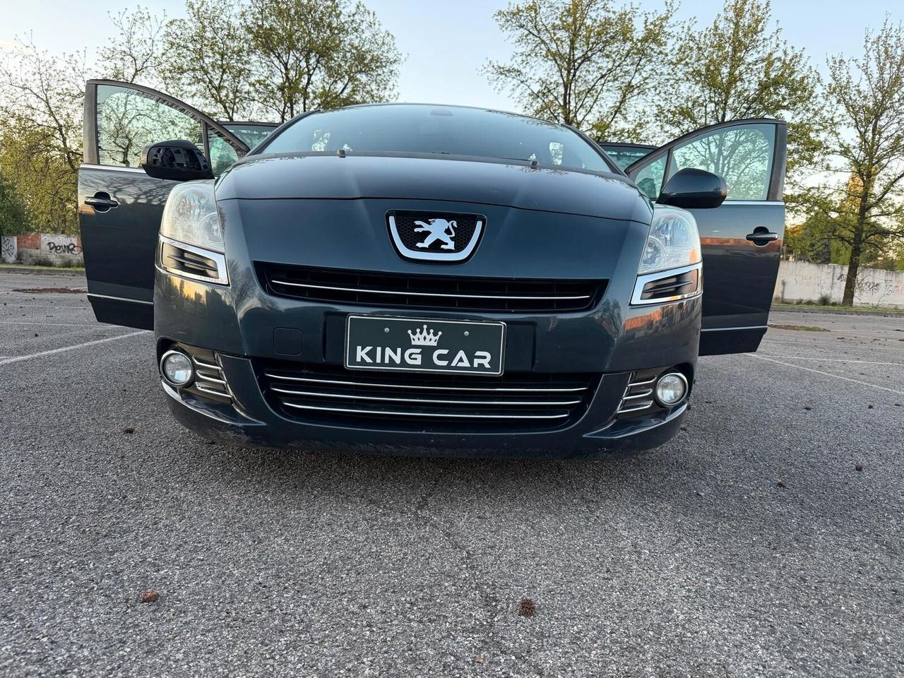 Peugeot 5008 1.6 e-HDi 112CV Stop&Start cambio robotizzato Active