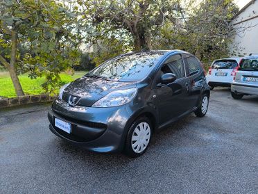 Peugeot 107 1.4 HDi 5p. Plaisir