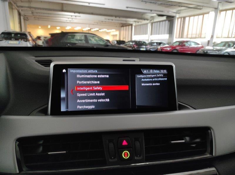 BMW X1 (F48) - X1 sDrive18d Business Advantage