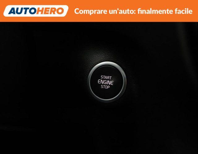 VOLVO XC40 D3 AWD Geartronic Momentum Pro