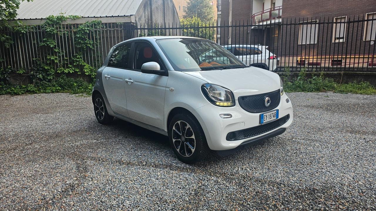 Smart ForFour 70 1.0 Youngster