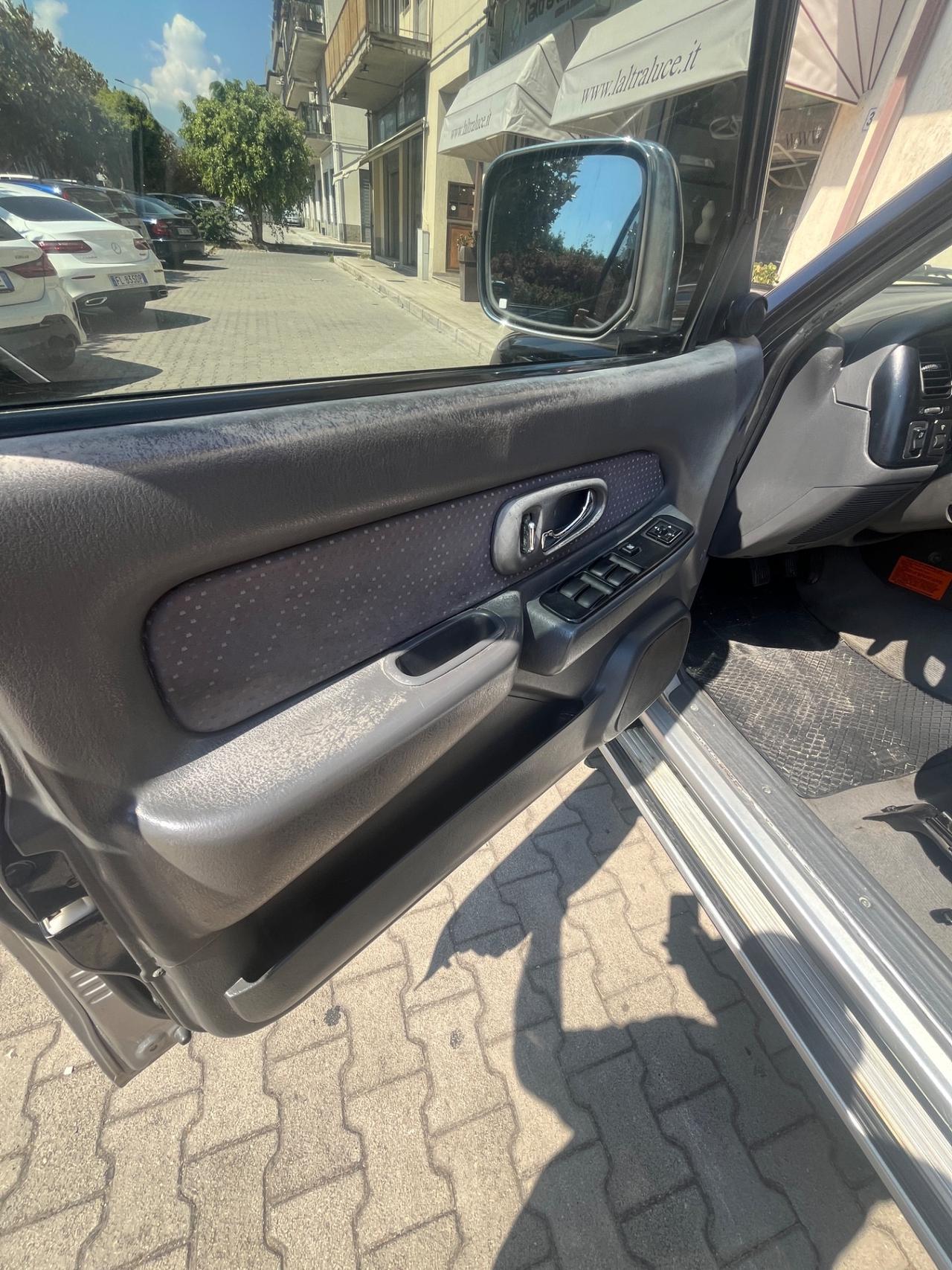Mitsubishi L200 2.5 TDI 4WD Club Cab Pup. GLS Targ.