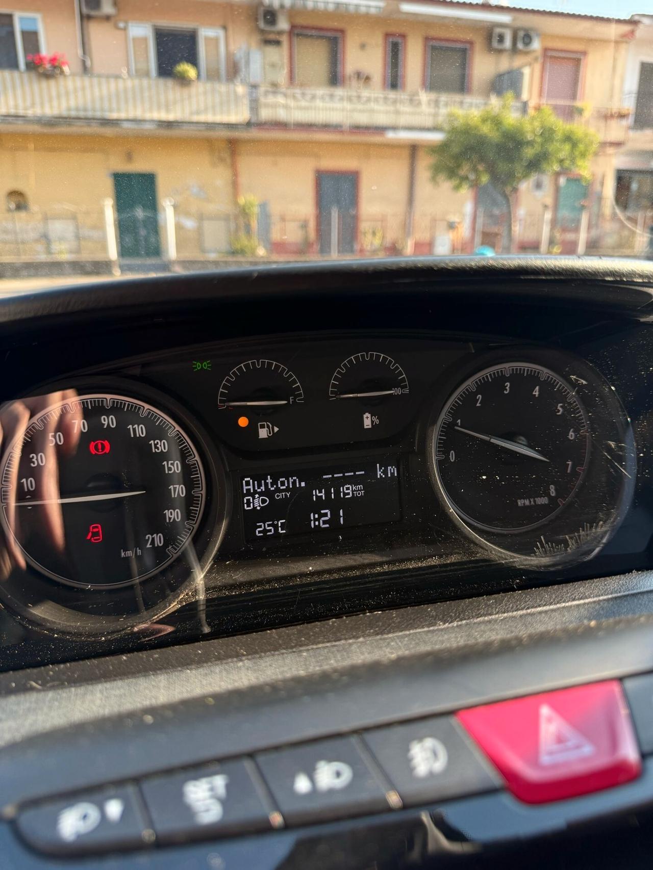 Lancia Ypsilon 1.0 FireFly 5 porte S&S Hybrid Gold