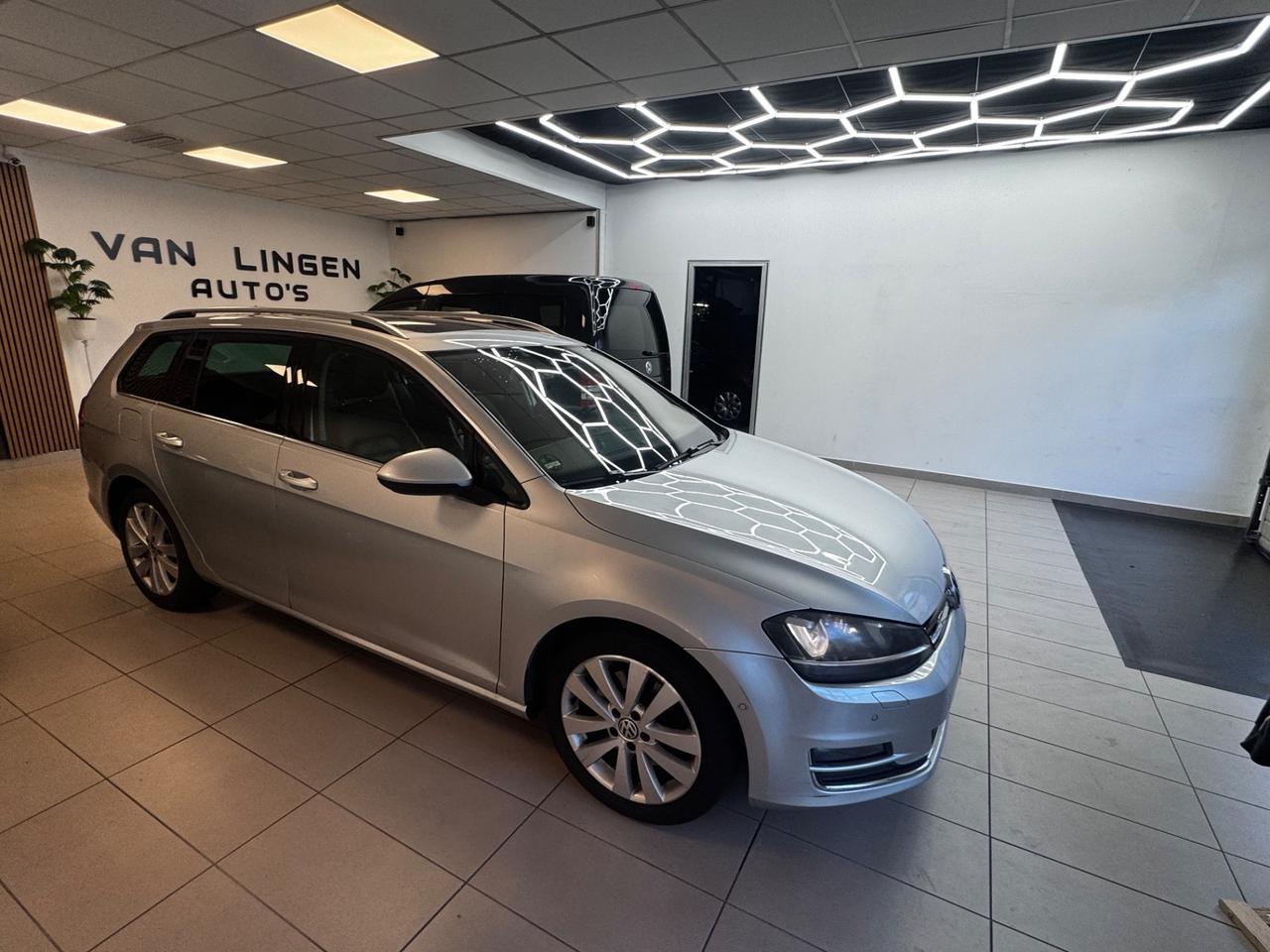 Volkswagen Golf Variant 2.0 TDI DPF DSG Highline