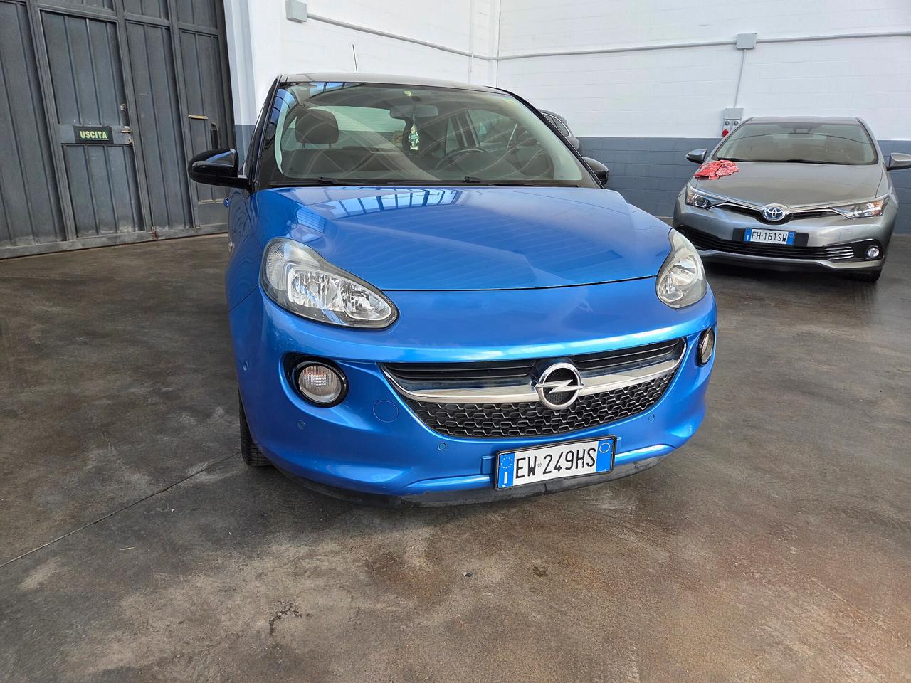 Opel Adam 1.2 70 CV
