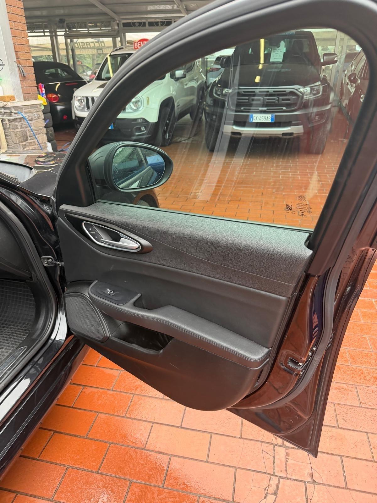 Alfa Romeo Giulia 2.2 Turbodiesel 180 CV AT8 Super