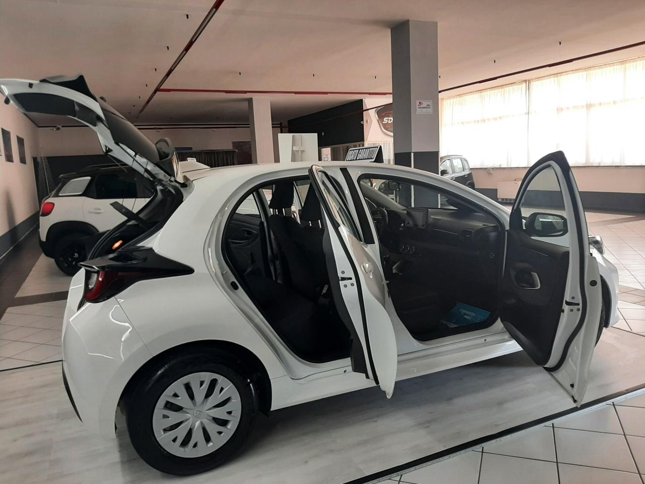 Toyota Yaris 1.0 5 porte Trend