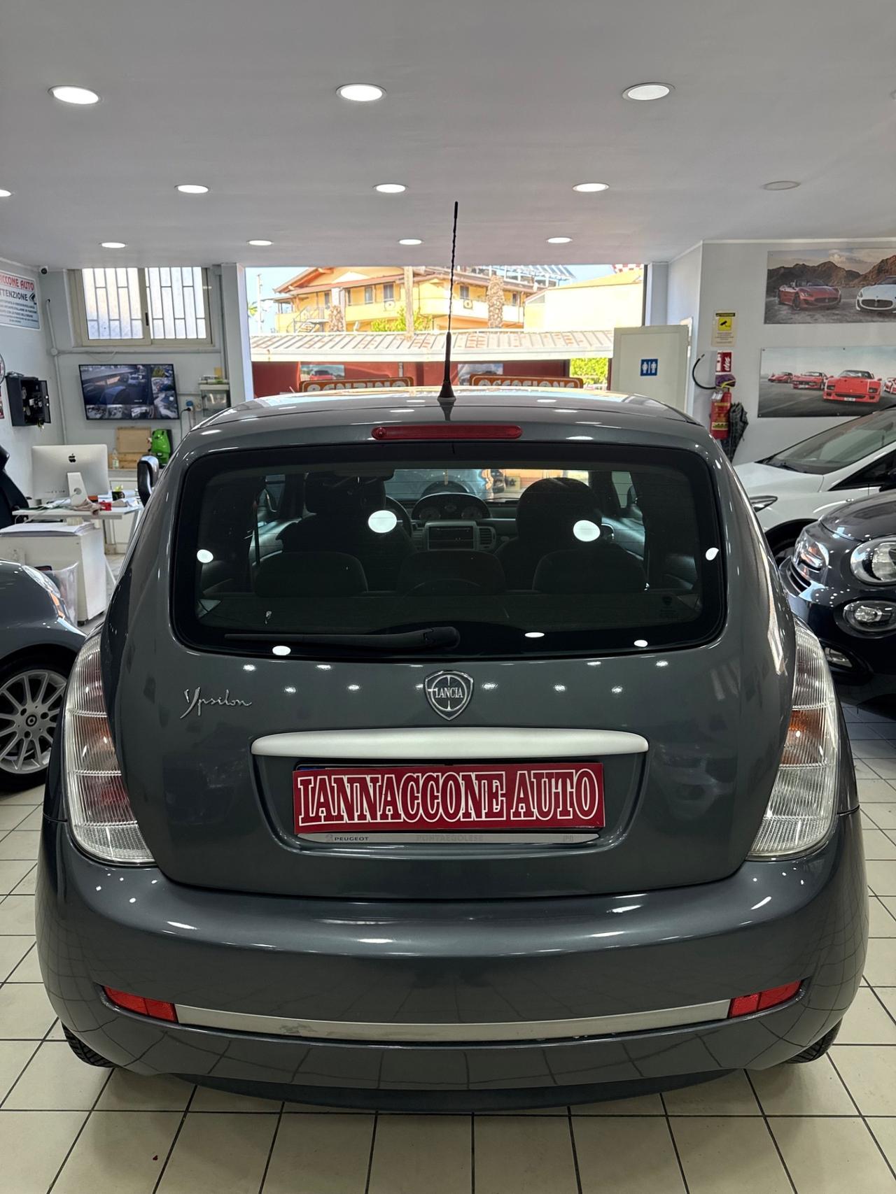 Lancia Ypsilon 1.2 2010 120 mila km nuova