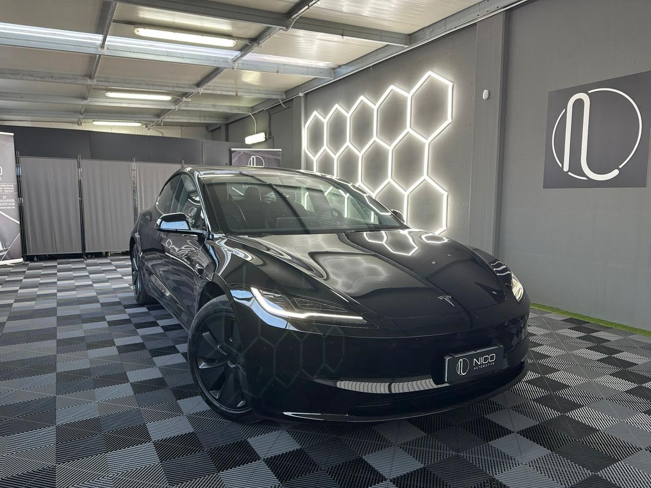 Tesla Model 3 NV35 RWD Premium