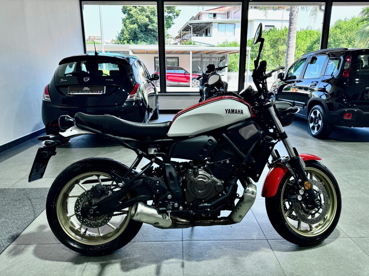 Yamaha XSR 700