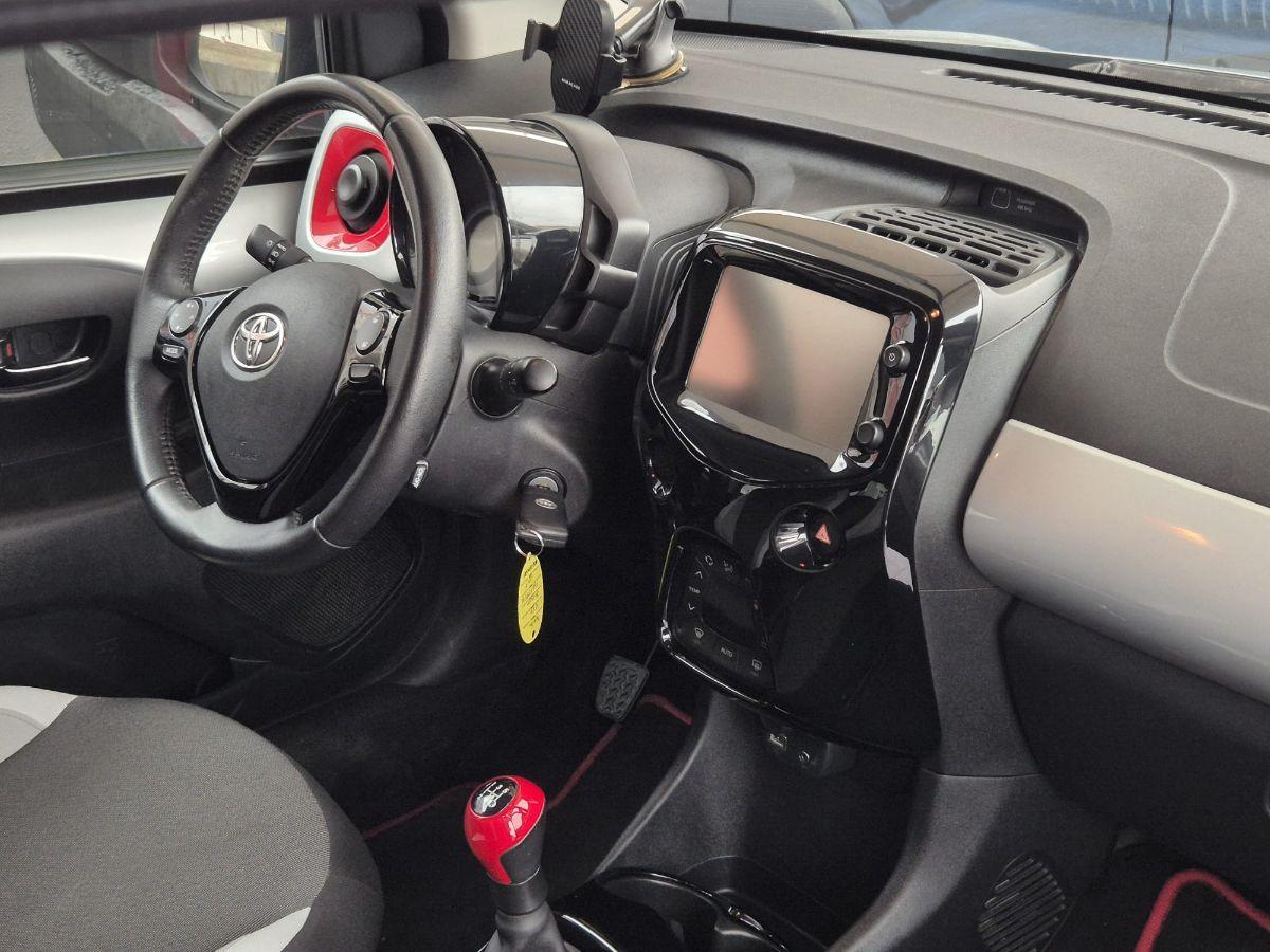 TOYOTA - Aygo - 1.0 VVT-i 69 CV 5p. x-play TSS