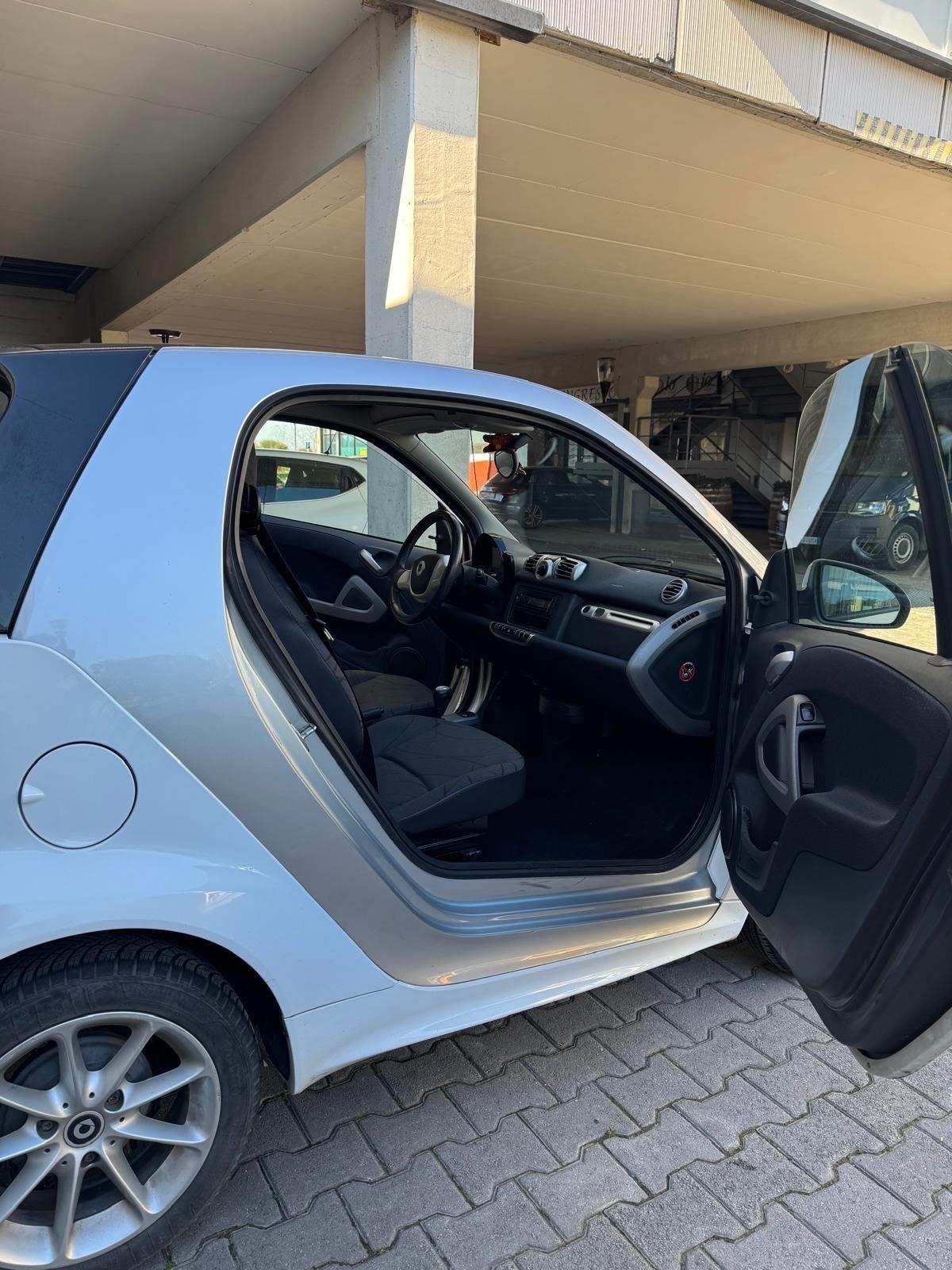 Smart ForTwo 1000 52 kW MHD coupé Urbanrunner