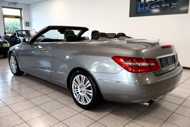 MERCEDES-BENZ E 200 Benzina Cabrio tagliandi Mercedes